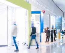 Sandwichpaneele im Baugewerbe und Messebau Sandwichpaneele im Baugewerbe und Messebau